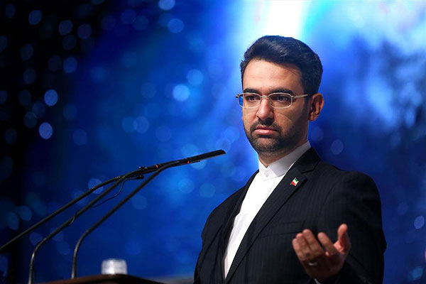 انتقاد آذری‌ جهرمی از صدا و سیما در مورد فیلتر سایت‌ های دانلود فیلم